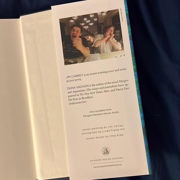 Hardcover book: Memoirs and Misinformation by Jim Carey and Dana Vachon - Picture 3 of 5